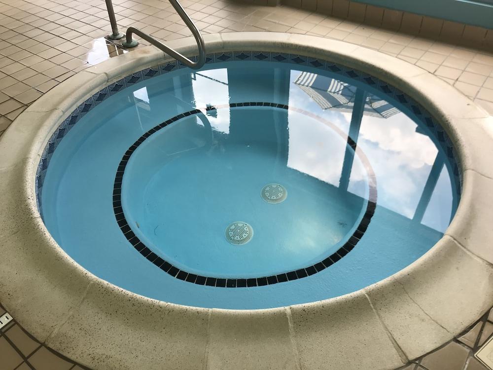 קולוניאל הייטס Comfort Suites Southpark מראה חיצוני תמונה