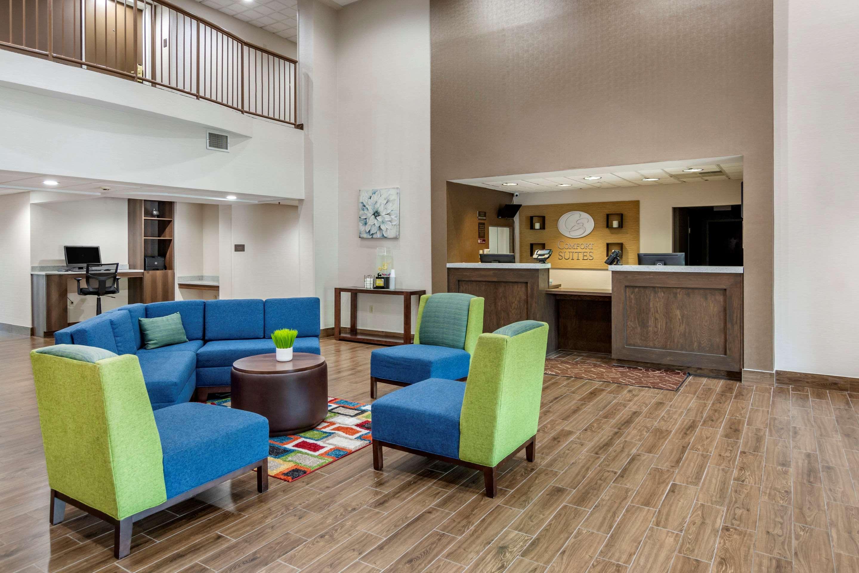 קולוניאל הייטס Comfort Suites Southpark מראה חיצוני תמונה